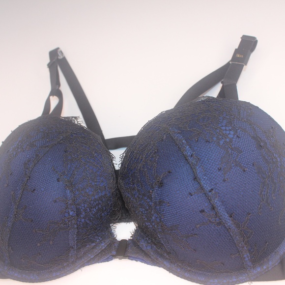 VICTORIA'S SECRET RACERBACK PUSH-UP BRA - Picture 1 of 1